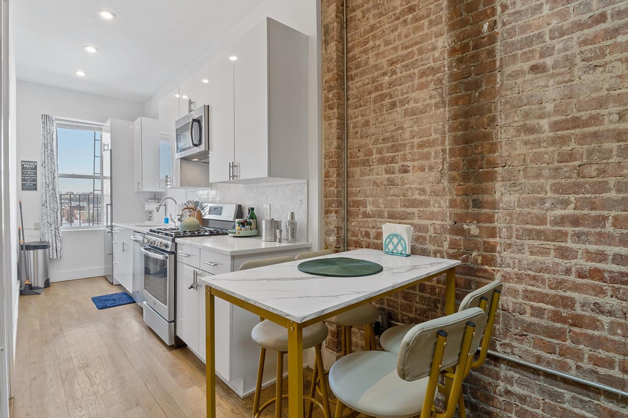Chic Penthouse 15 Minutes From Nyc - Bus Stop At Doorstep Hoboken Luaran gambar